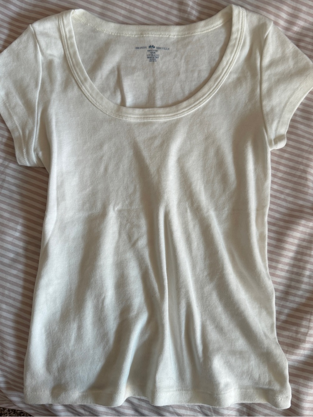 Brandy melville White Scoop Neck Tee